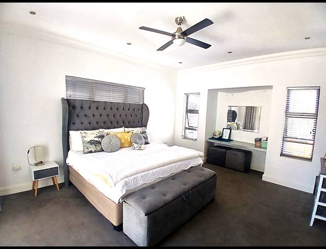 3 BEDROOM FREESTANDING FOR SALE IN BLUE VALLEY GOLF ESTATE